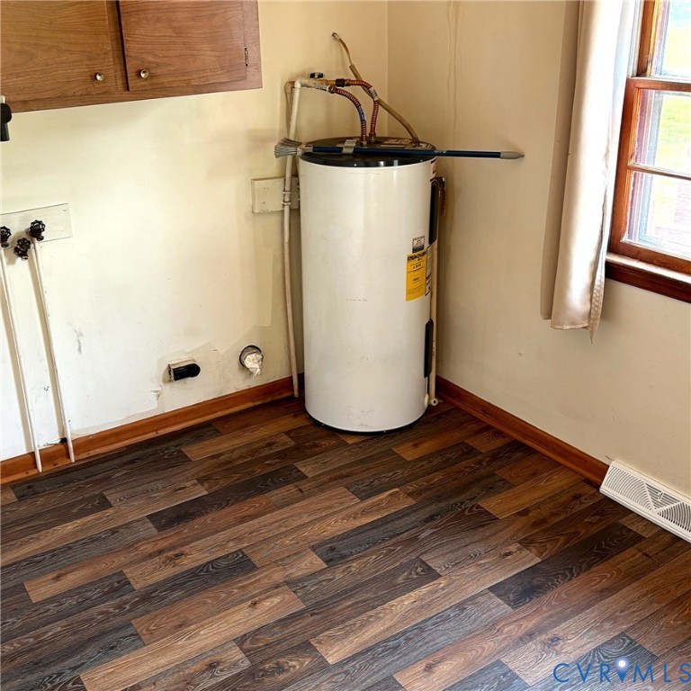 85 Frenchs Store Road Cumberland, VA 23040 - Photo 15 of 19 Water heater