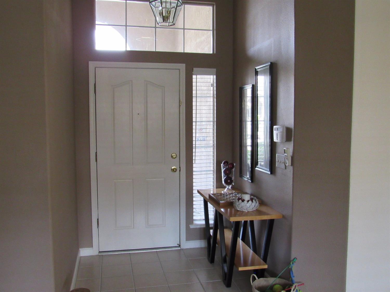 5219 West Decatur Avenue Fresno, CA 93722 - Photo 12 of 19 Gallery Image 12