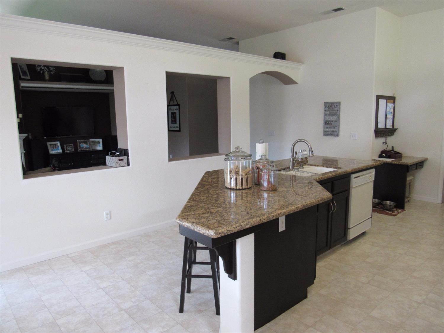 5219 West Decatur Avenue Fresno, CA 93722 - Photo 18 of 19 Gallery Image 18