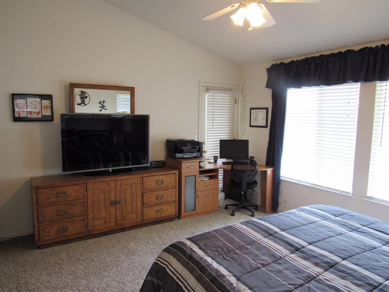 5219 West Decatur Avenue Fresno, CA 93722 - Photo 7 of 19 Gallery Image 7