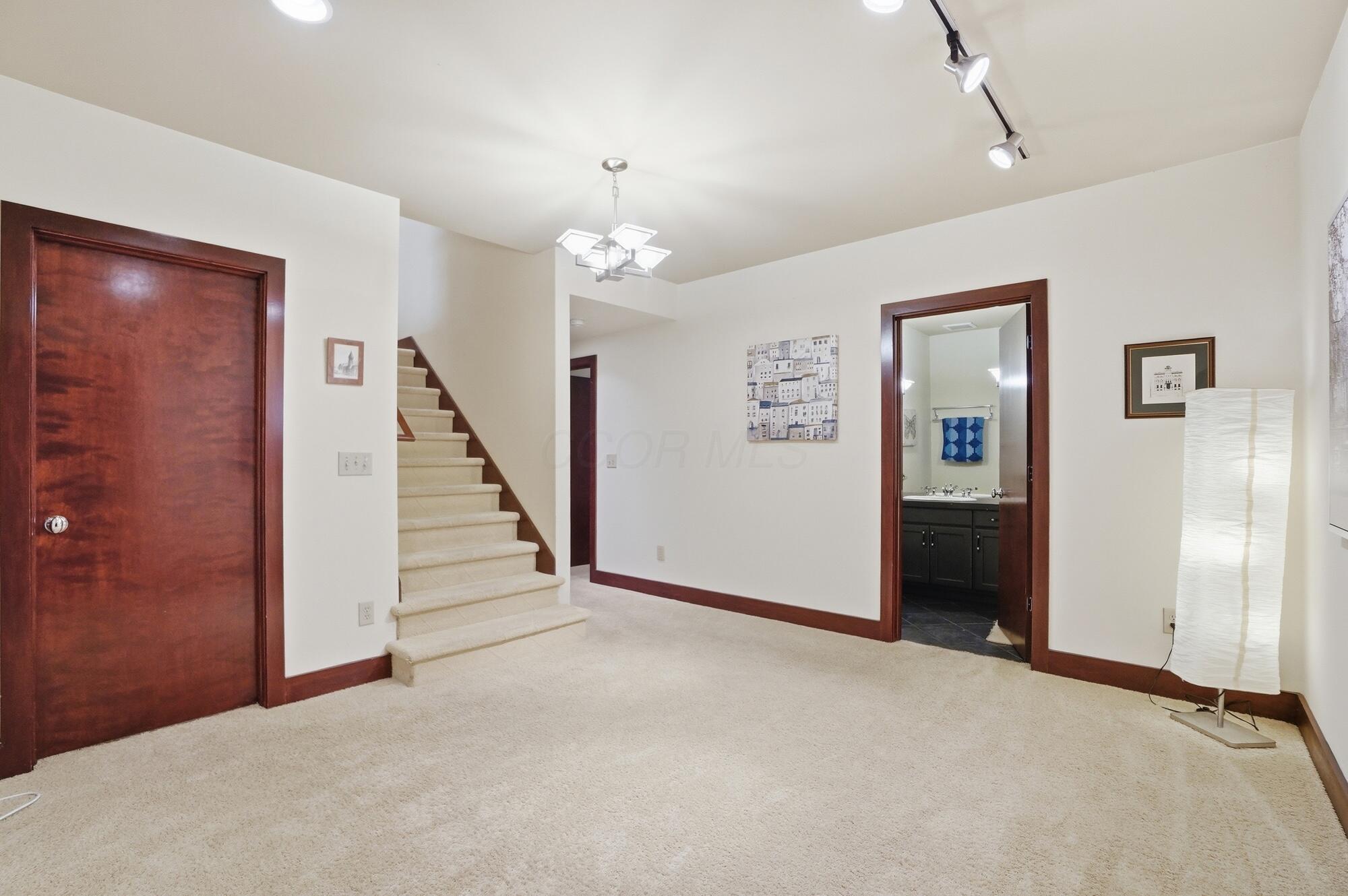 52 Beech Ridge Drive Powell, OH 43065 - Photo 61 of 100 074