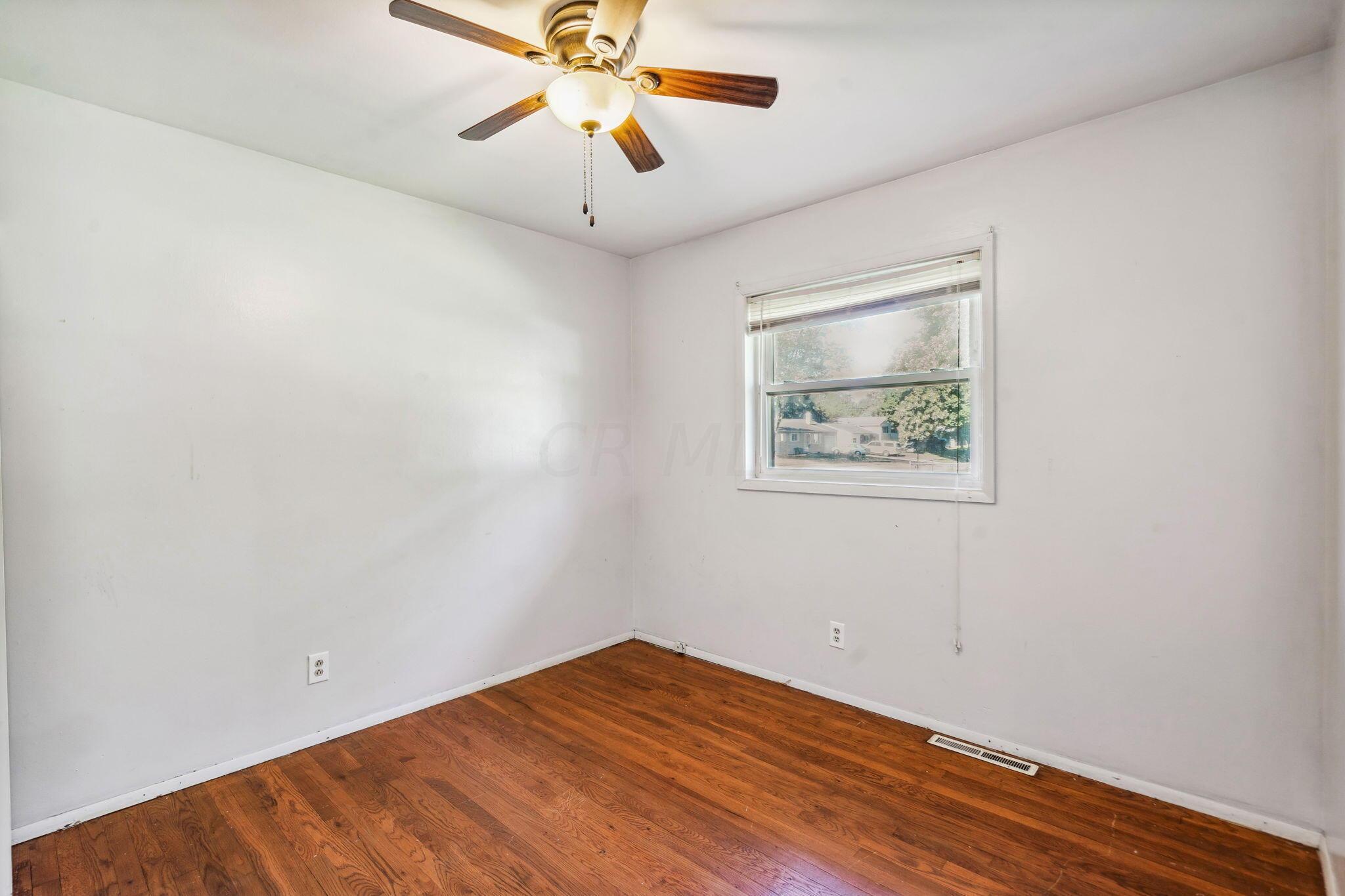 3590 Tremaine Road Columbus, OH 43232 - Photo 16 of 30 25-web-or-mls-3590-tremaine-rd