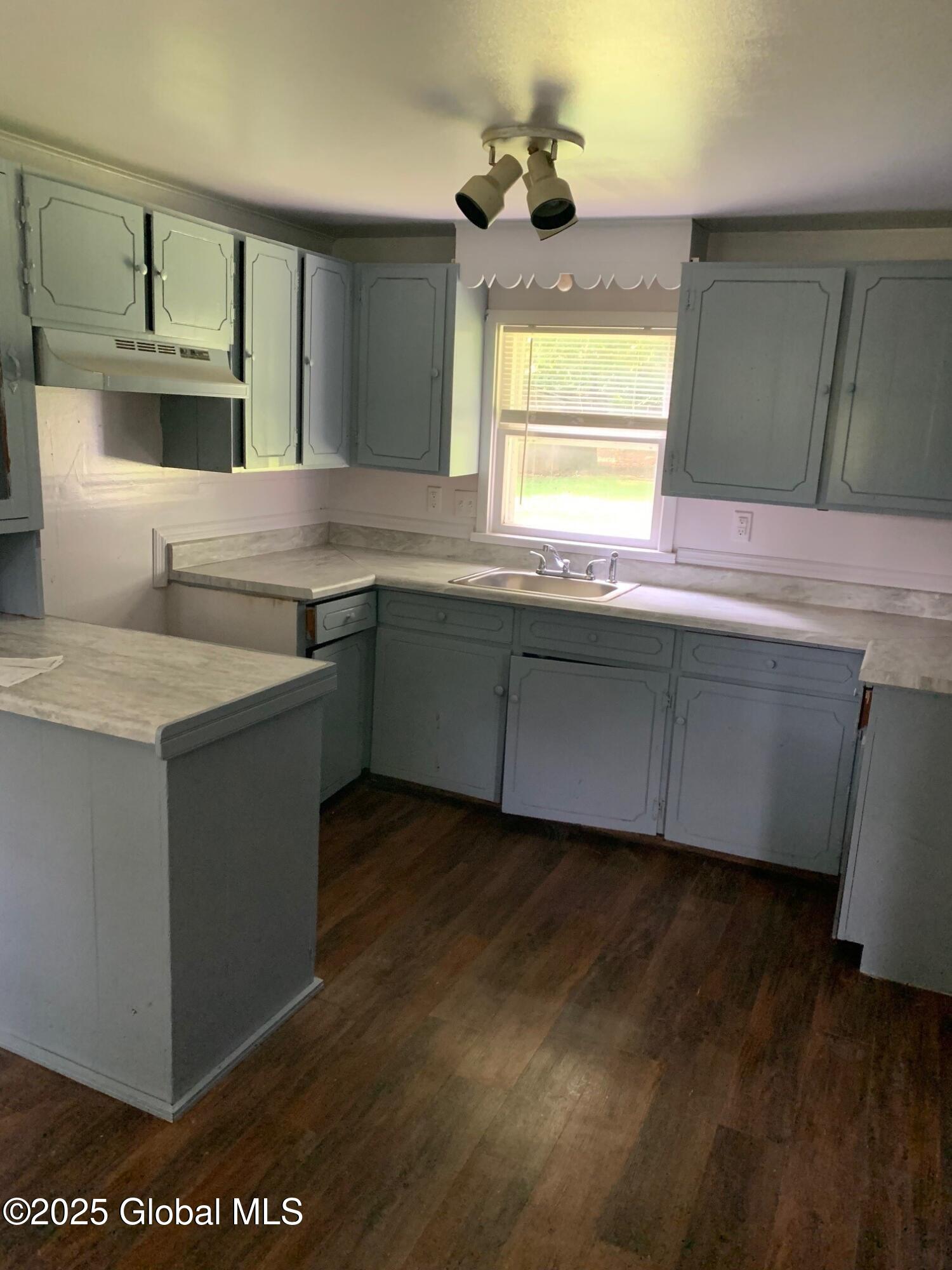 326 Middle Road Crown Point, NY 12928 - Photo 9 of 19 18