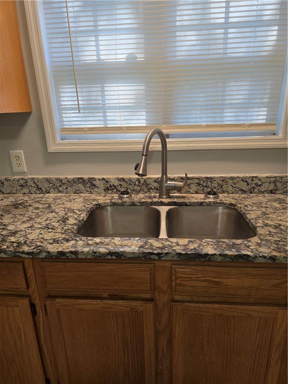 3725 Collier Drive Northwest Atlanta, GA 30331 - Photo 23 of 31 a close view of sink and tap