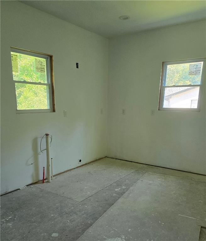 3725 Collier Drive Northwest Atlanta, GA 30331 - Photo 6 of 31 an empty room with a window