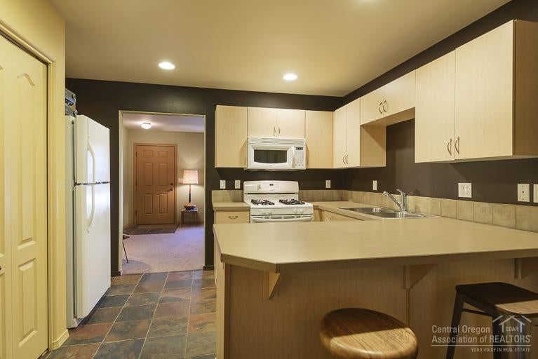 21355 Pecoraro Loop Bend, OR 97701 - Photo 12 of 19 Additional Photo