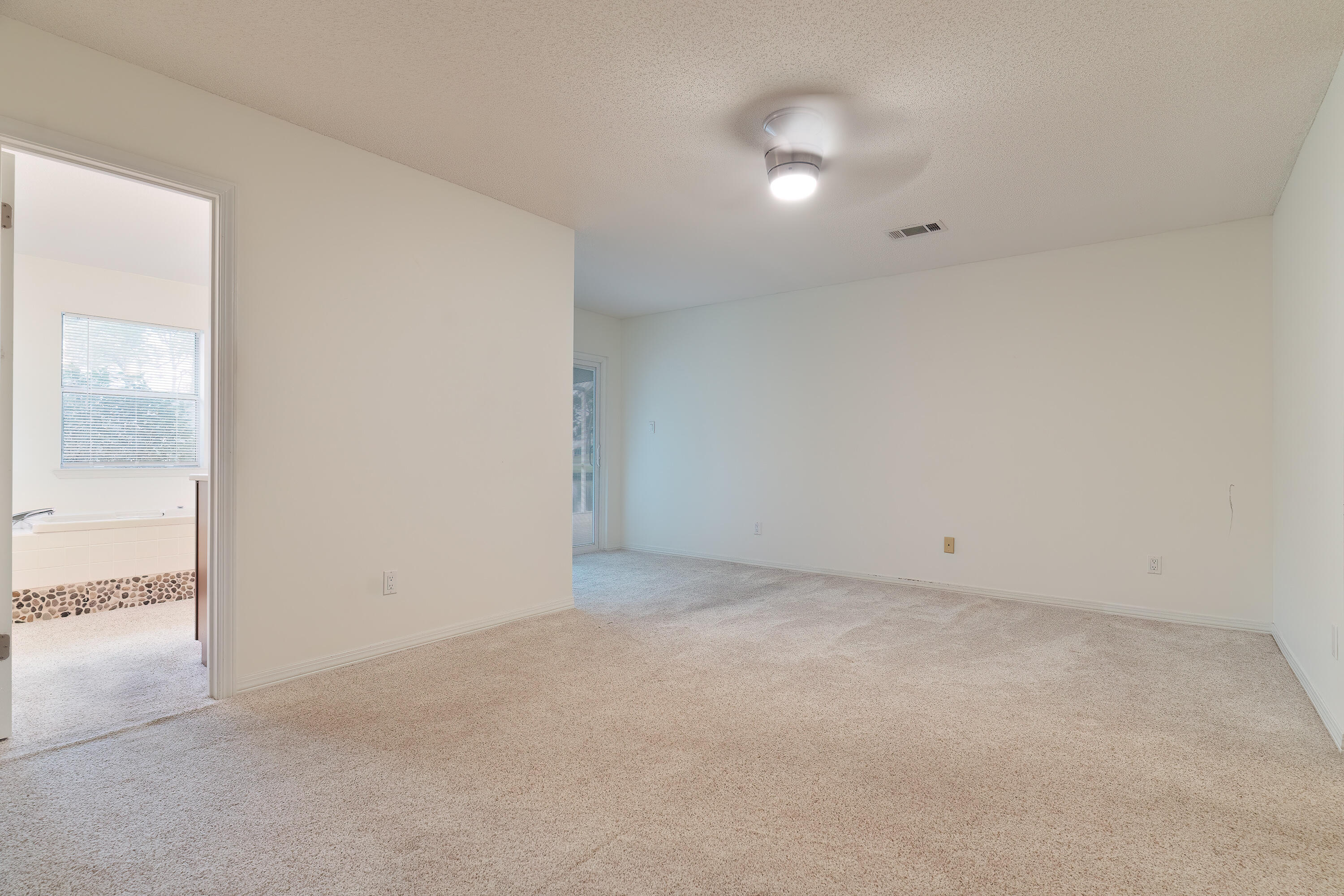946 Shalimar Point Drive Shalimar, FL 32579 - Photo 53 of 63 an empty room with entrance door