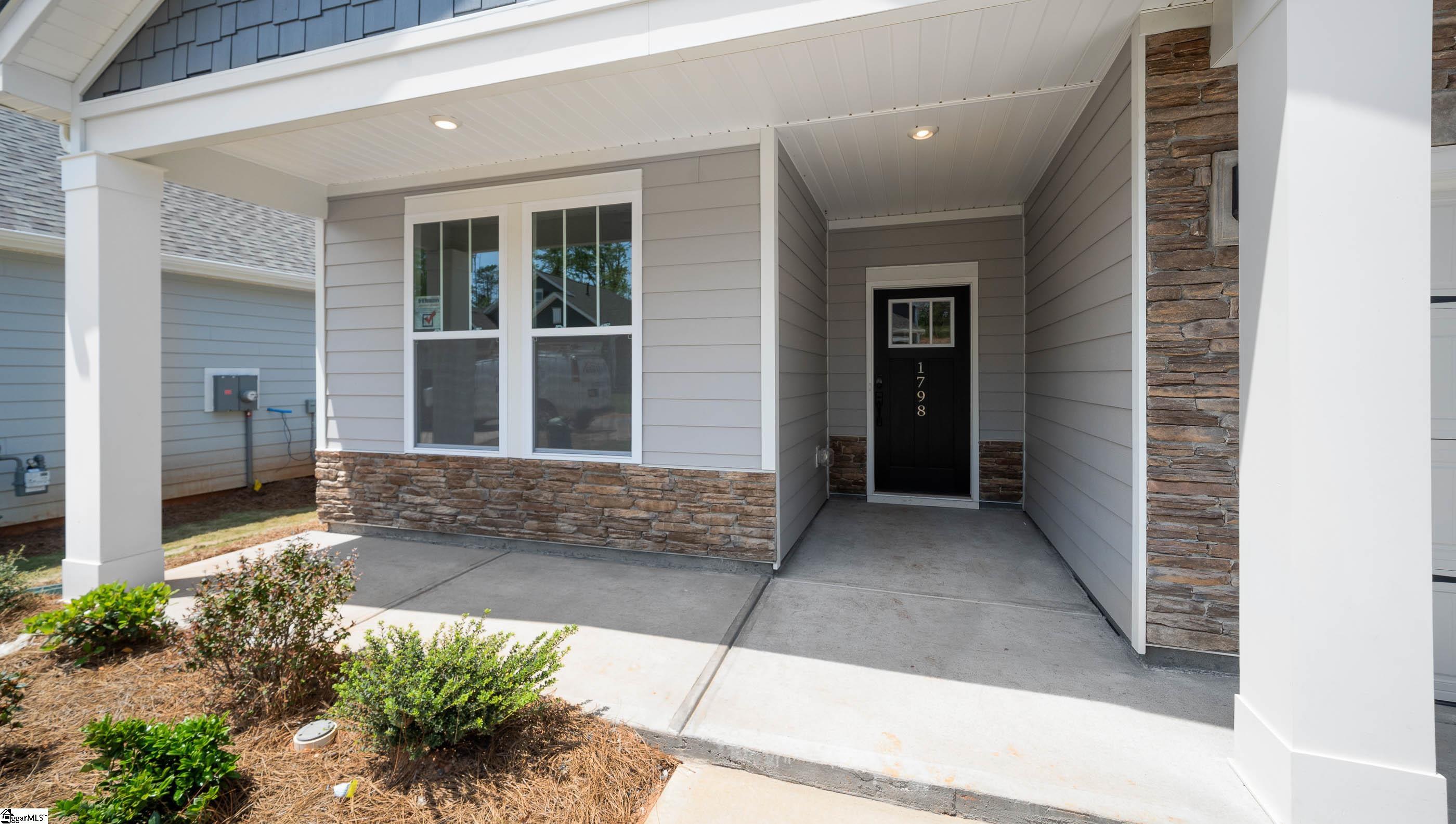 1798 Wabash Place Boiling Springs, SC 29316 - Photo 3 of 45 Gallery Image 3
