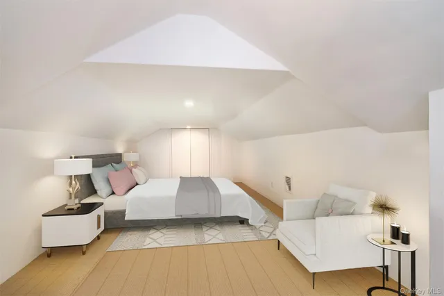 $2,299,000 | 414 Pelham Manor Road, Pelham, NY 10803