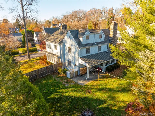 $2,299,000 | 414 Pelham Manor Road, Pelham, NY 10803