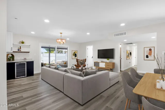 $482,900 | 2106 West 8th Avenue, Mesa, AZ 85202