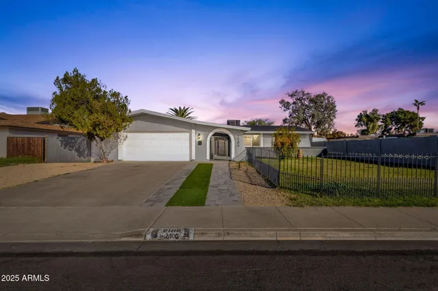 $482,900 | 2106 West 8th Avenue, Mesa, AZ 85202