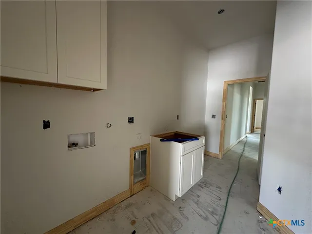 a view of a storage & utility room in a kitchen