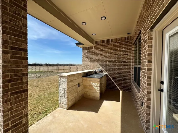 a view of entryway