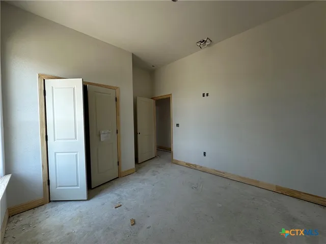 an empty room with closet