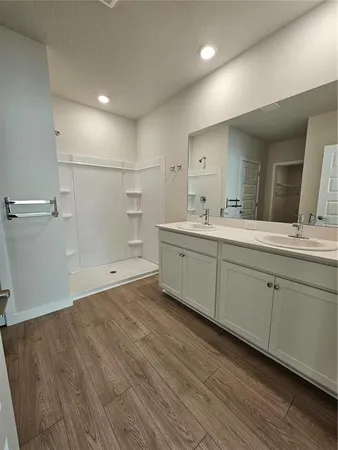 $3,000 | 18138 Wheathouse Place, Bradenton, FL 34211