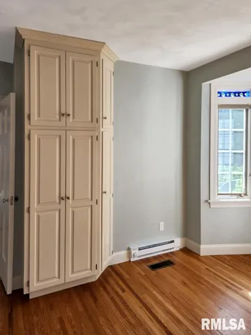 $400,000 | 304 North Locust Street, Delavan, IL 61734