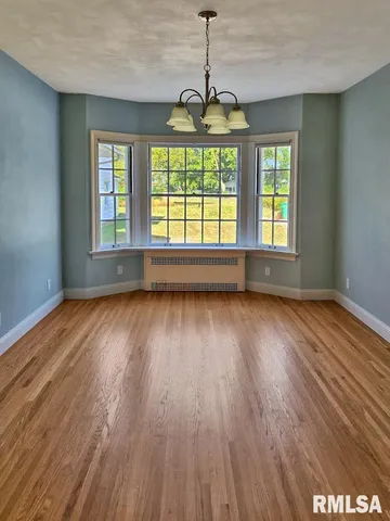 $400,000 | 304 North Locust Street, Delavan, IL 61734