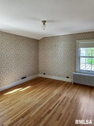 $400,000 | 304 North Locust Street, Delavan, IL 61734