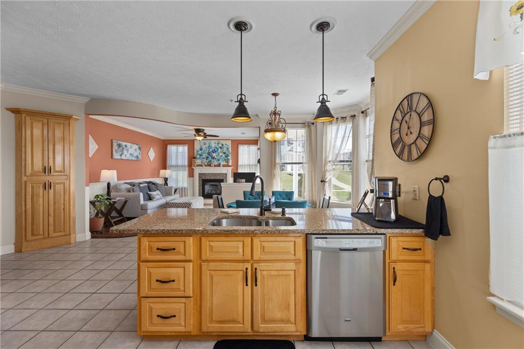 211 Adams Pointe Boulevard, Unit 10 Mars, PA 16046 - Photo 11 of 36