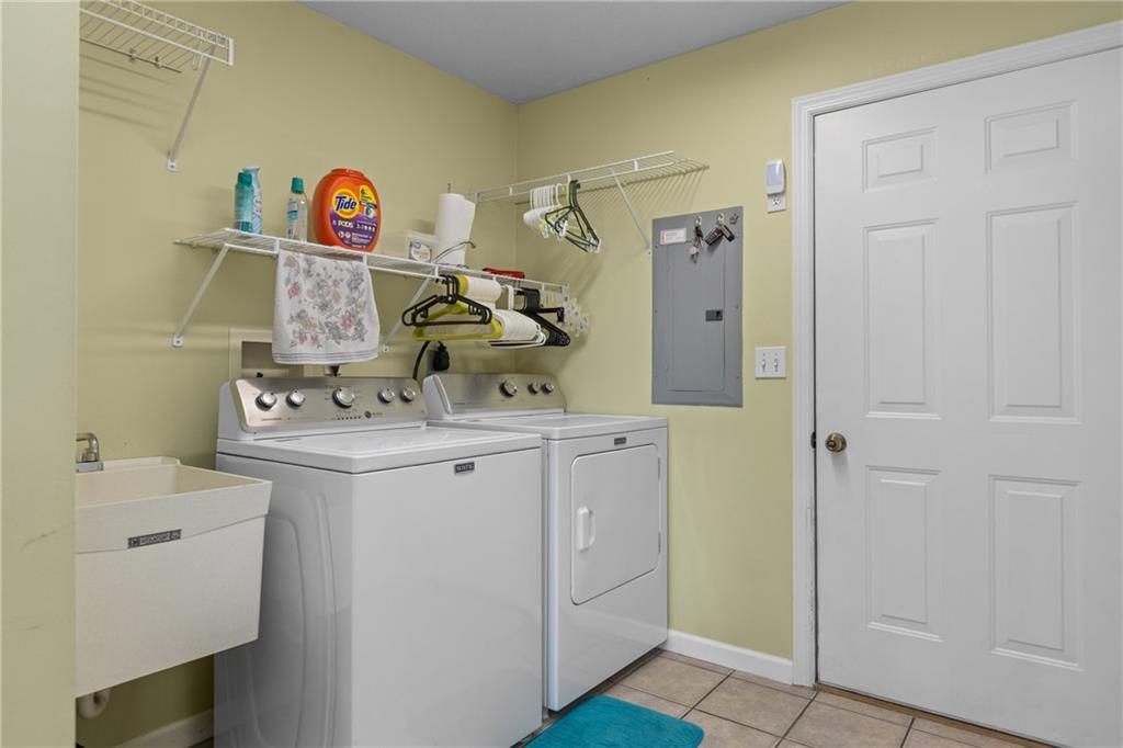 211 Adams Pointe Boulevard, Unit 10 Mars, PA 16046 - Photo 17 of 36