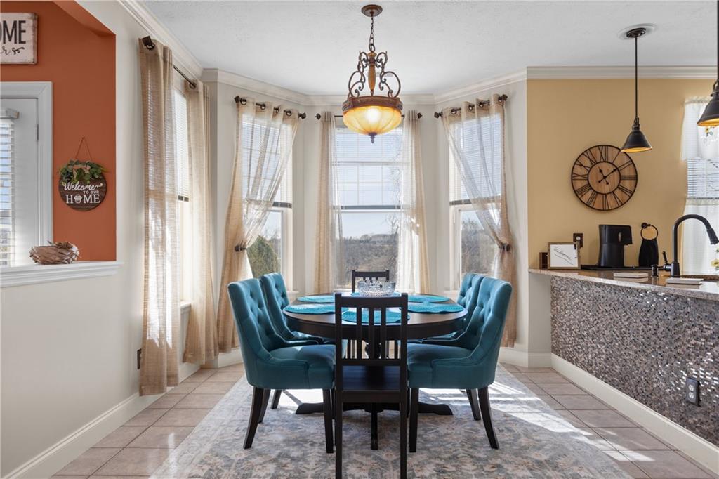 211 Adams Pointe Boulevard, Unit 10 Mars, PA 16046 - Photo 5 of 36