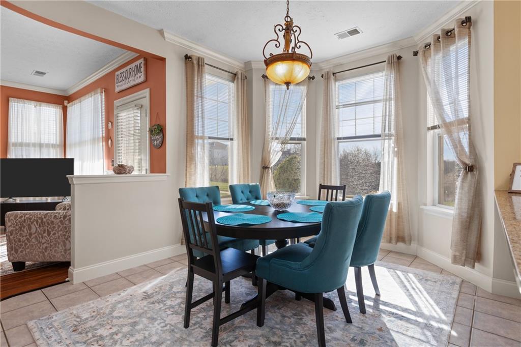 211 Adams Pointe Boulevard, Unit 10 Mars, PA 16046 - Photo 6 of 36