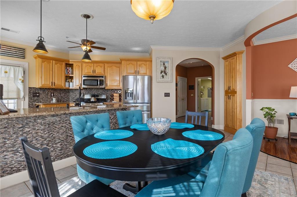 211 Adams Pointe Boulevard, Unit 10 Mars, PA 16046 - Photo 8 of 36