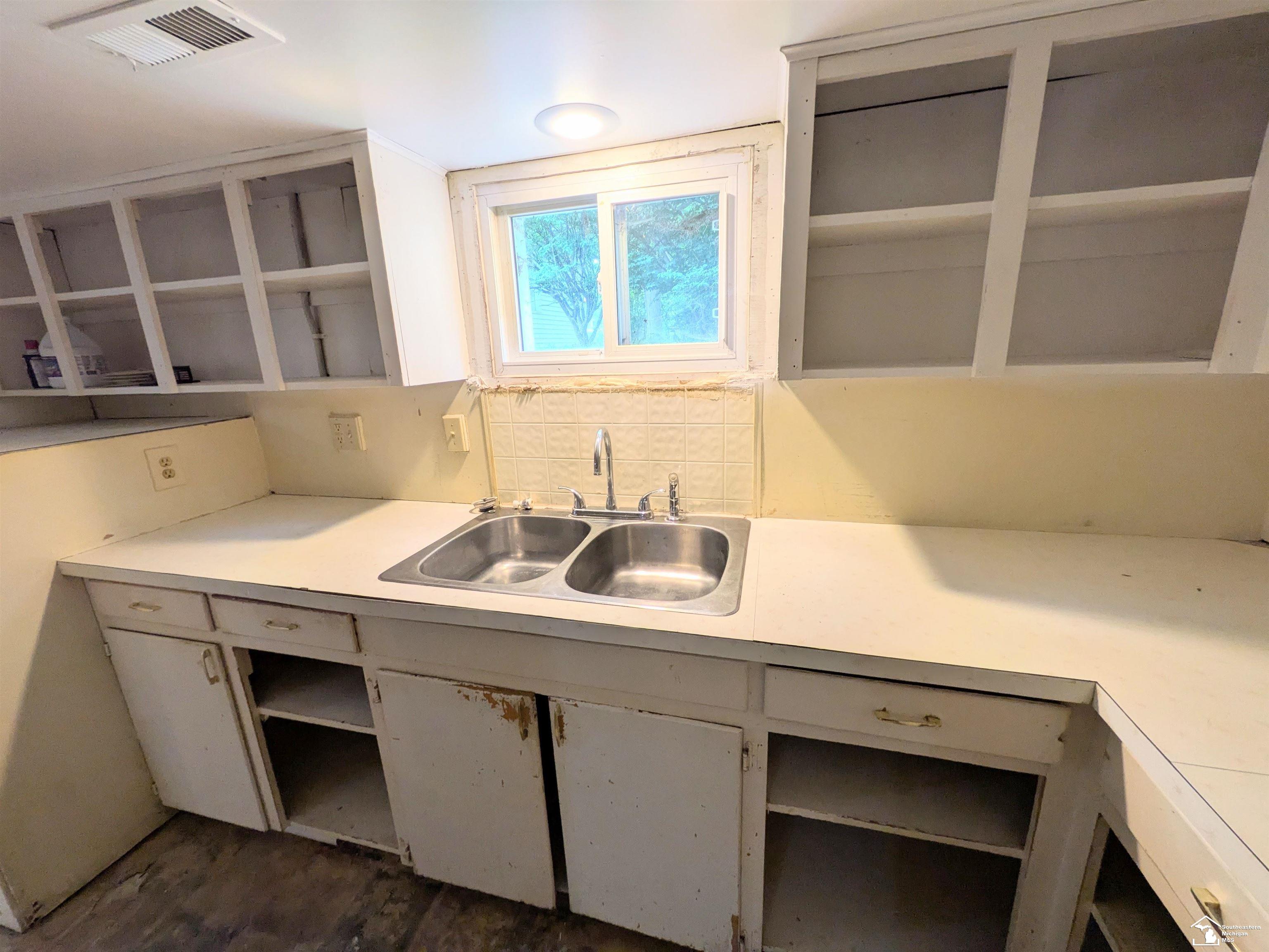 1957 Vivian Road Monroe, MI 48162 - Photo 15 of 21