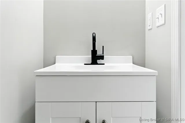 $194,999 | 120 Village Lane, Marysville, IN 47141