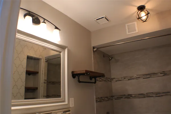 $145,000 | 2323 Fairwind Drive, Unit 866, Houston, TX 77062