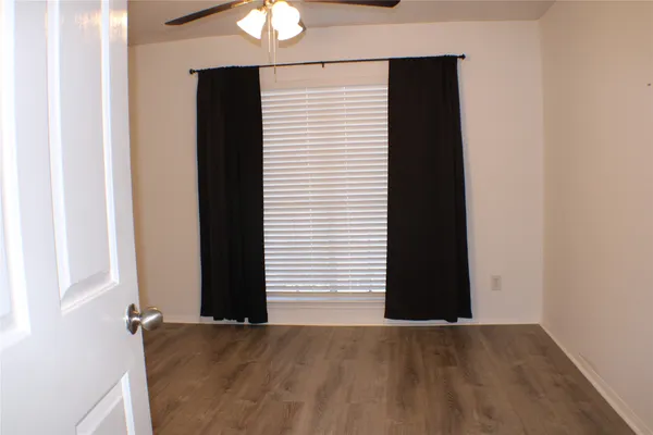 $145,000 | 2323 Fairwind Drive, Unit 866, Houston, TX 77062