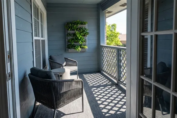 $145,000 | 2323 Fairwind Drive, Unit 866, Houston, TX 77062