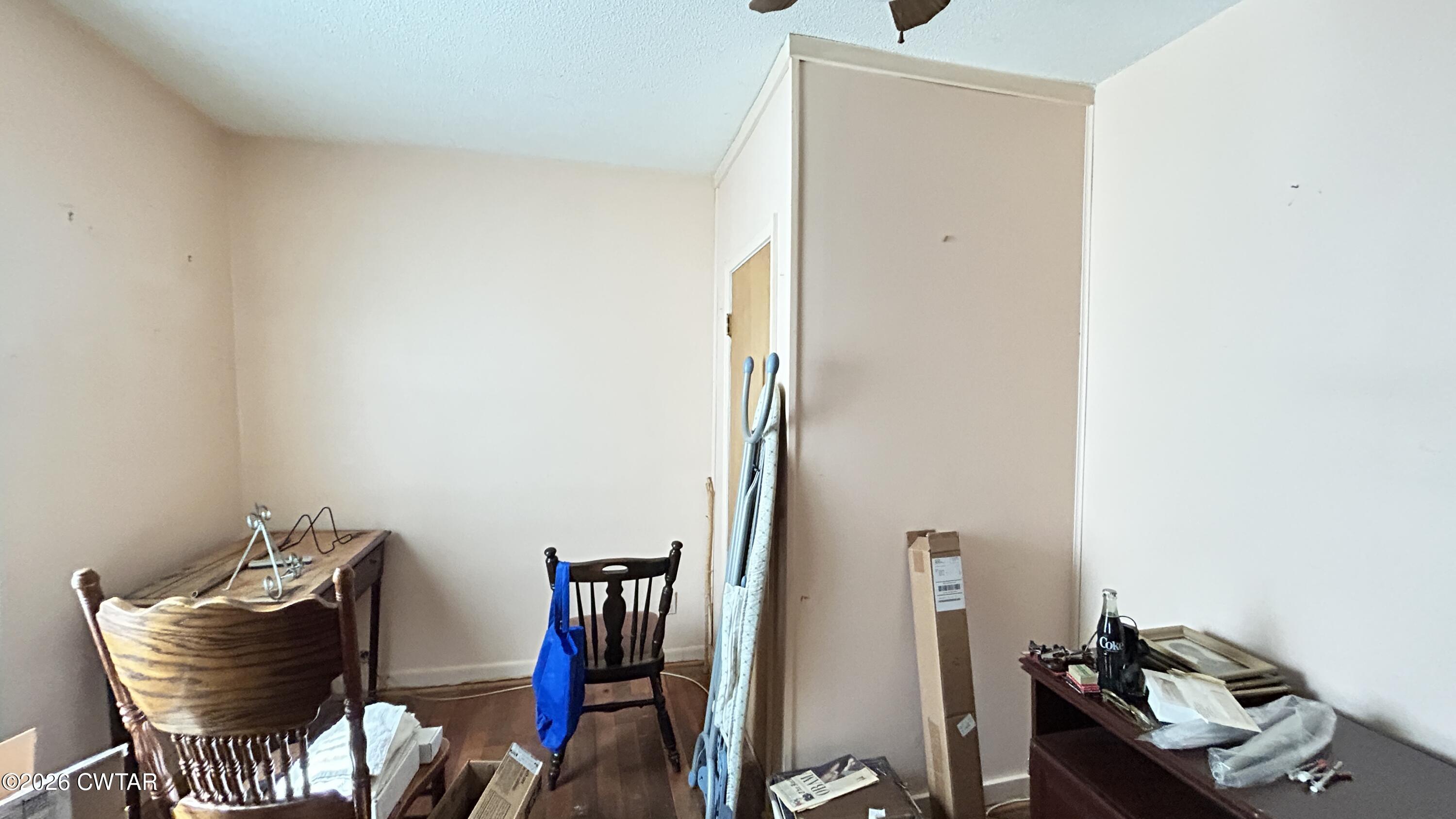 258 Oak Street Jackson, TN 38301 - Photo 7 of 22 a view of workspace with wooden floor