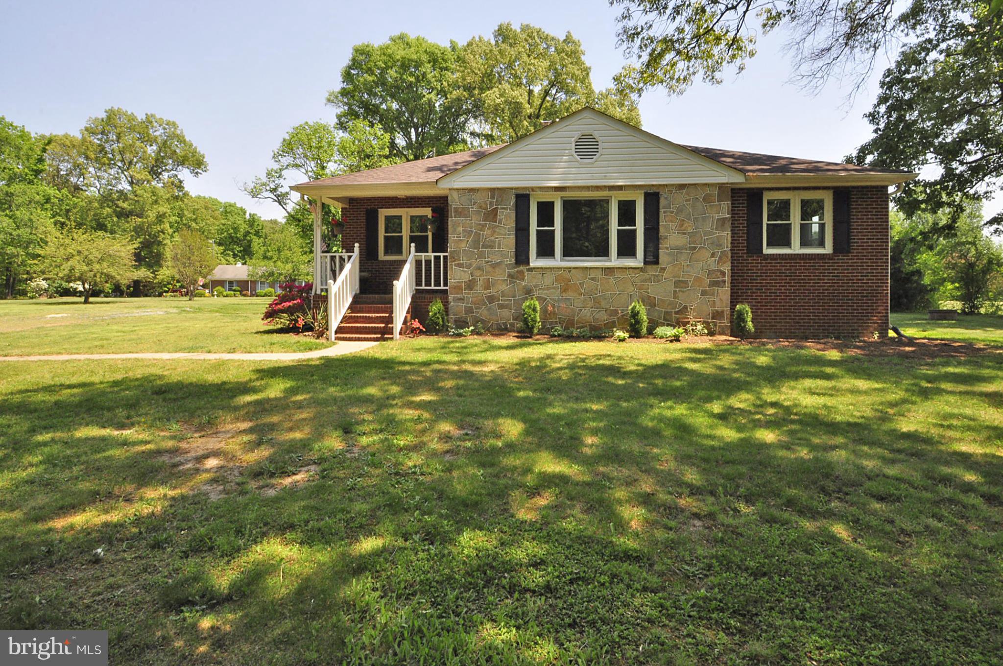 337 Colebrook Road Fredericksburg, VA 22405 - Photo 2 of 30 Exterior (Front)