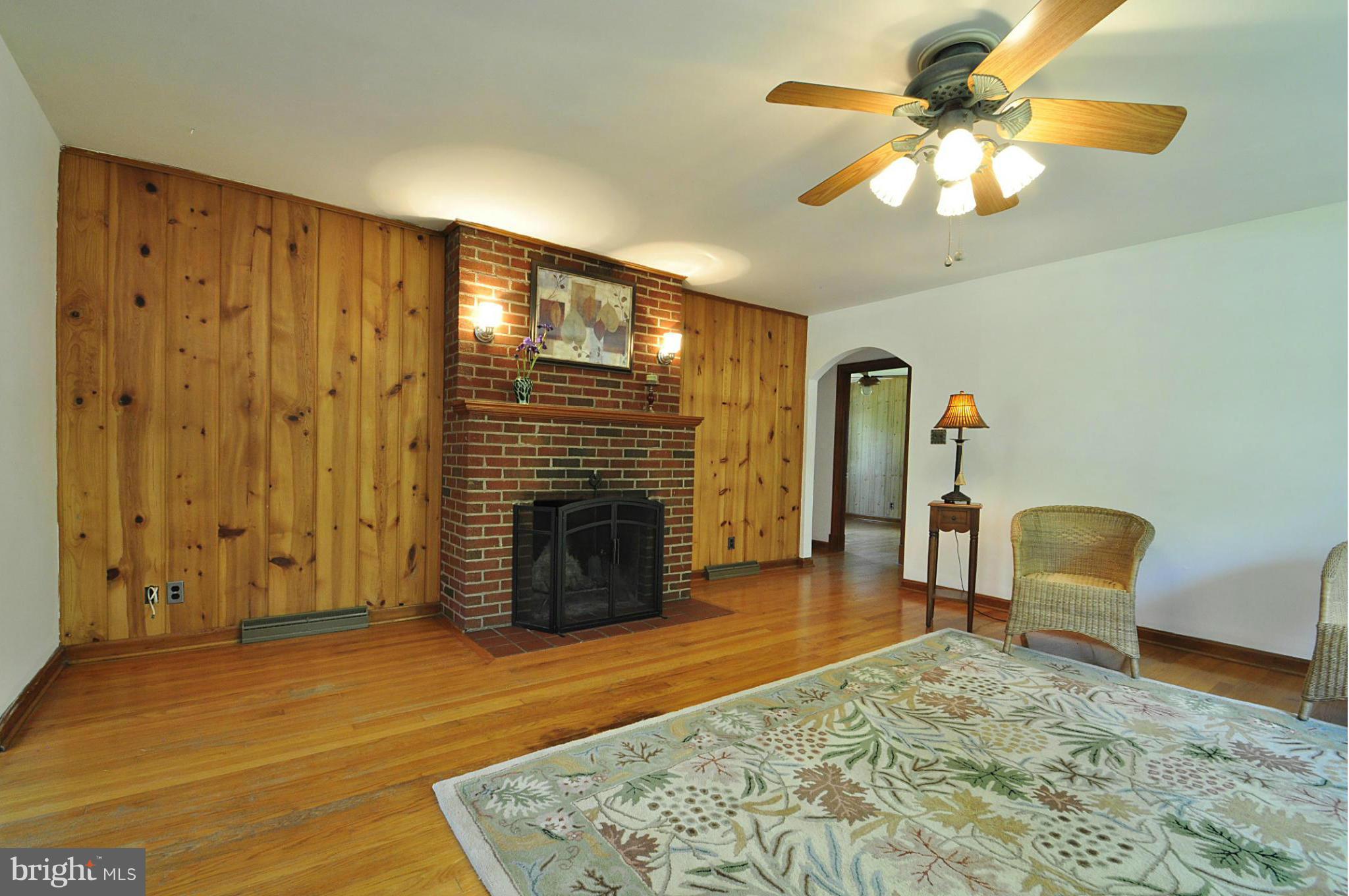 337 Colebrook Road Fredericksburg, VA 22405 - Photo 16 of 30 Living Room