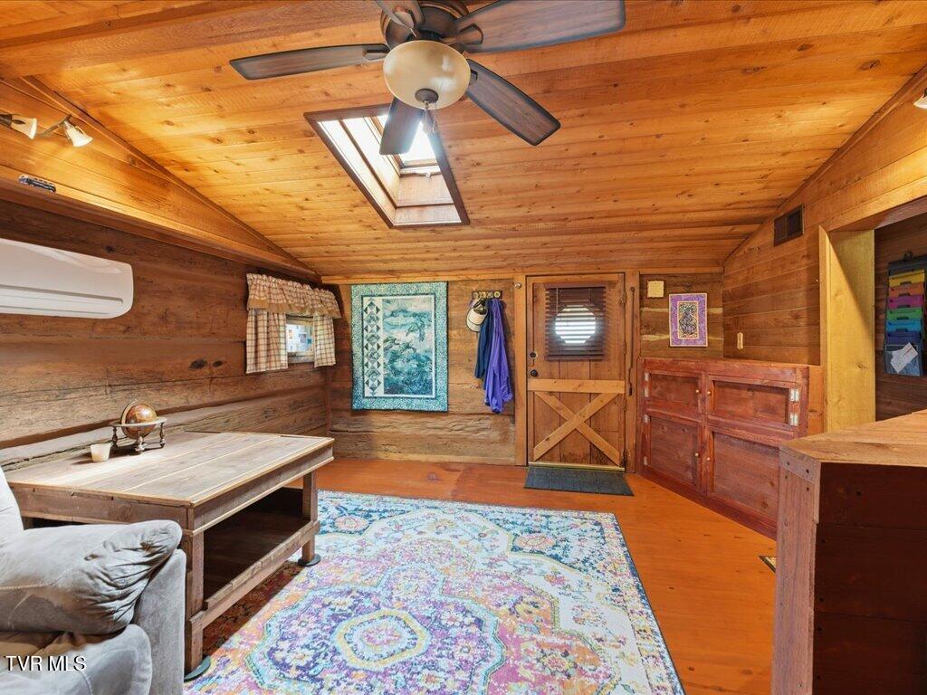 171 Burnett Drive Rutledge, TN 37861 - Photo 8 of 32 171 Burnett Dr - 8