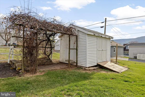 $305,000 | 1420 North 2nd Street, Lykens, PA 17048