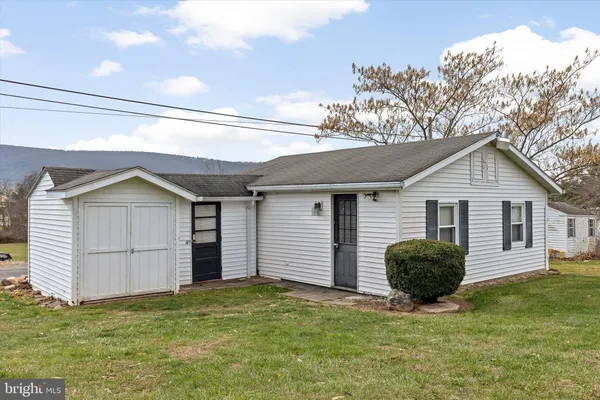 $305,000 | 1420 North 2nd Street, Lykens, PA 17048