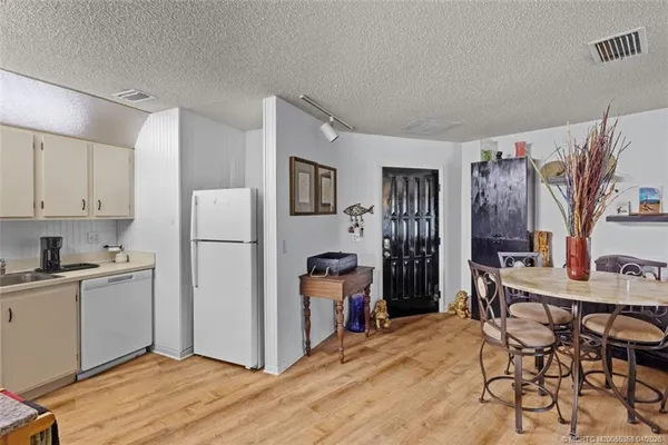 $215,000 | 1943 Northeast Collins Circle, Unit 50, Jensen Beach, FL 34957