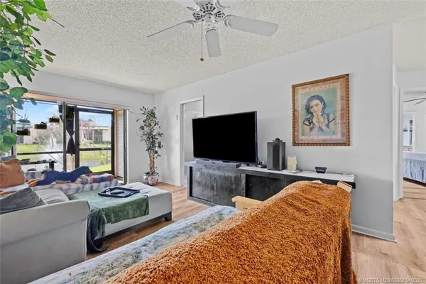 $215,000 | 1943 Northeast Collins Circle, Unit 50, Jensen Beach, FL 34957