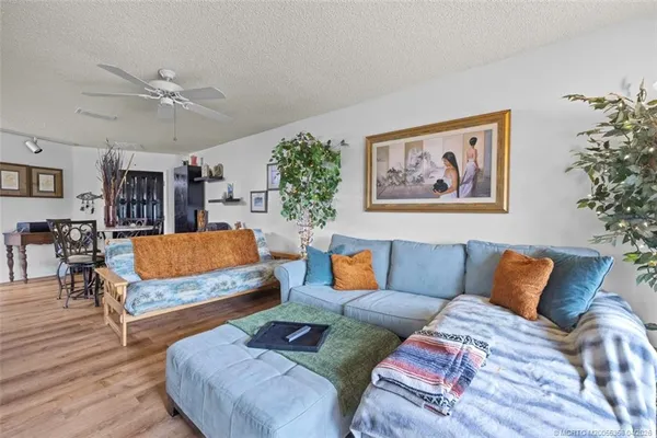 $215,000 | 1943 Northeast Collins Circle, Unit 50, Jensen Beach, FL 34957