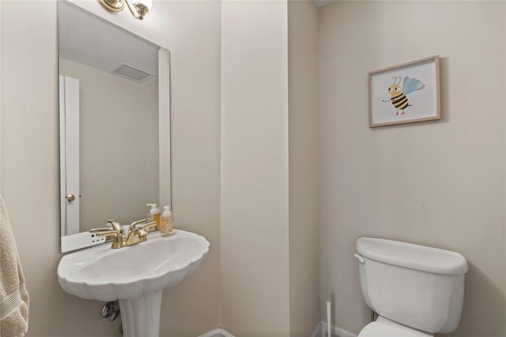 3101 Howell Mill Road Northwest, Unit 227 Atlanta, GA 30327 - Photo 28 of 54