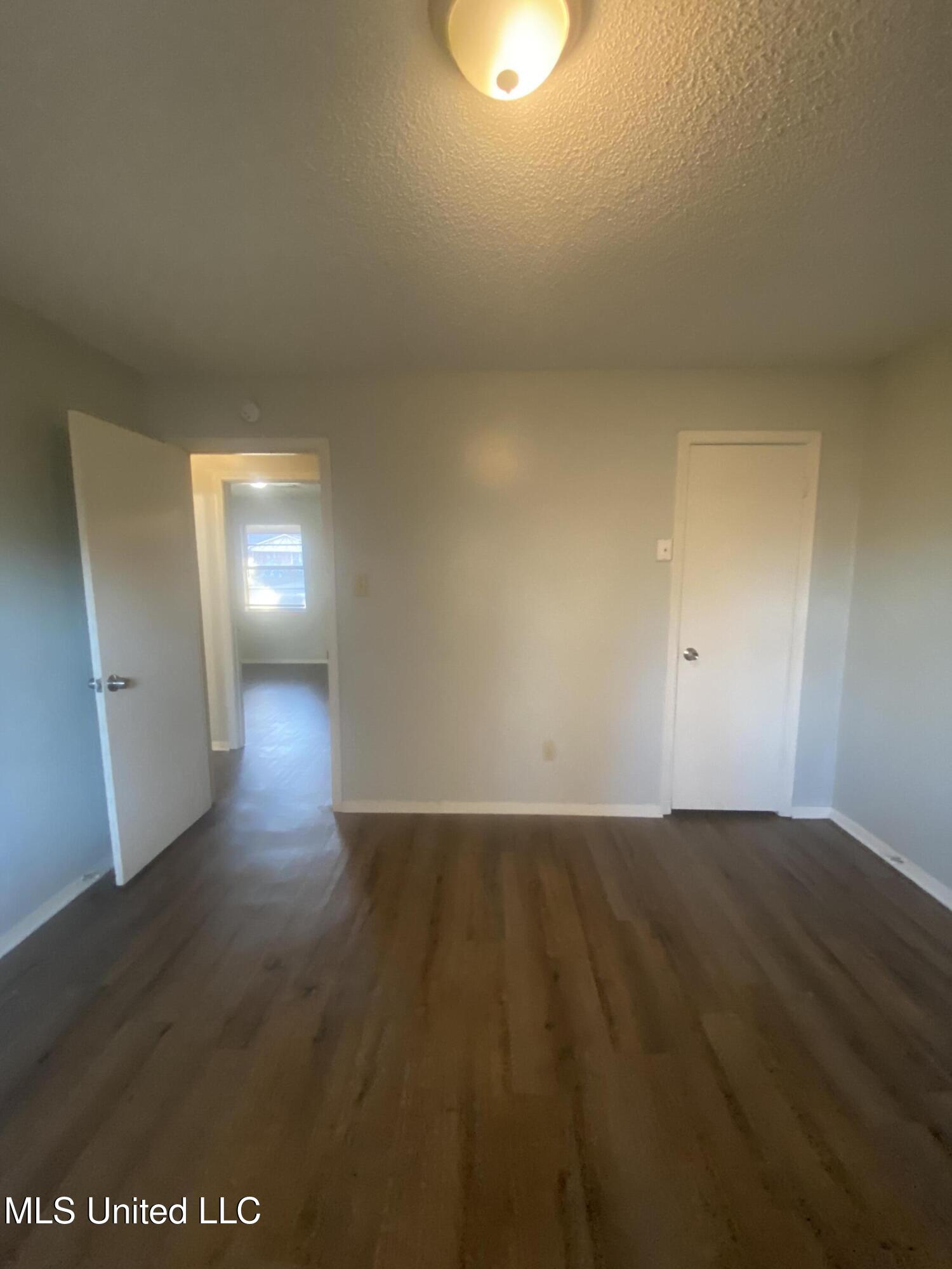 6460 Yorkshire Road Horn Lake, MS 38637 - Photo 14 of 27 IMG_7940