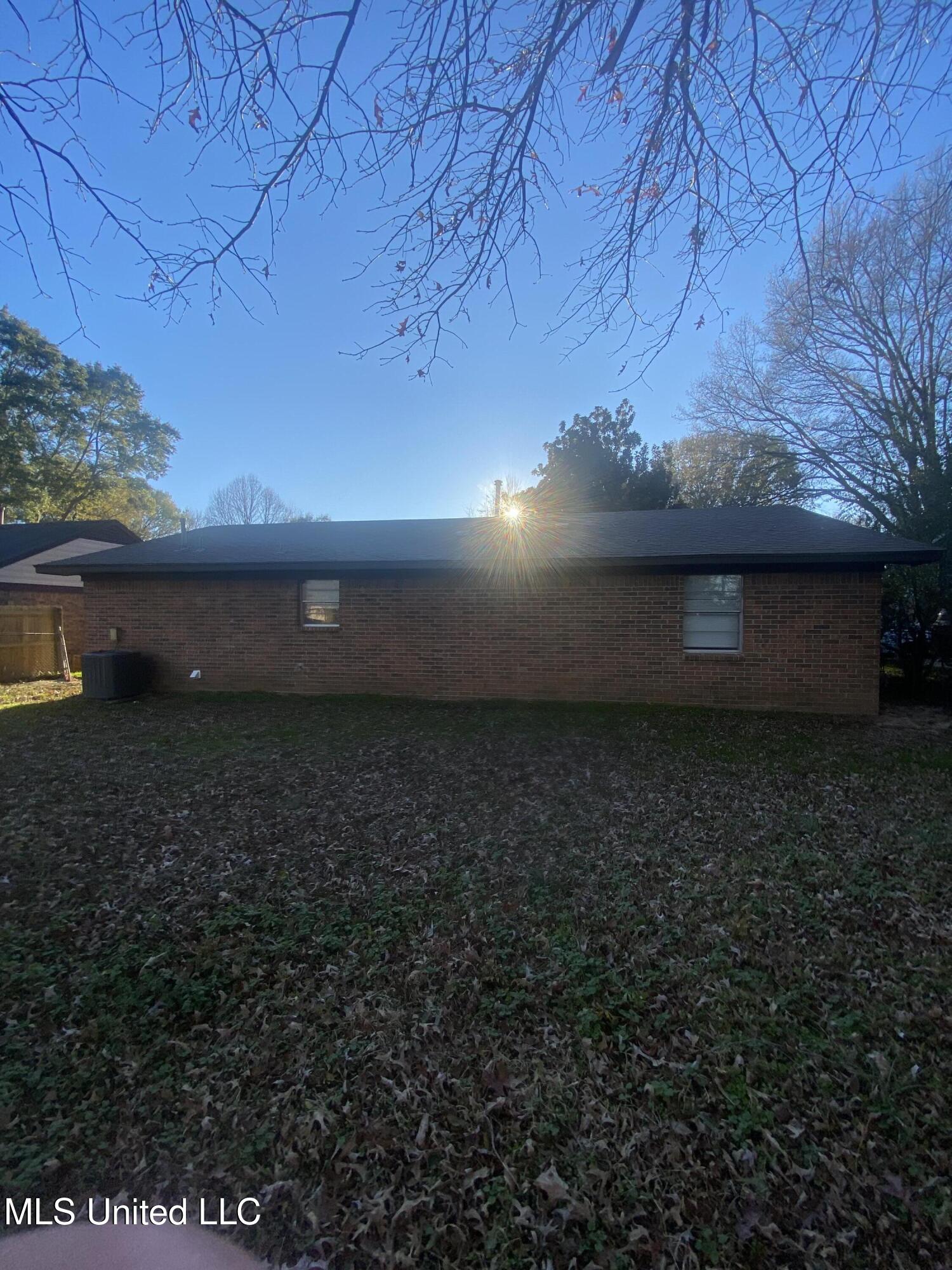 6460 Yorkshire Road Horn Lake, MS 38637 - Photo 6 of 27 IMG_7948