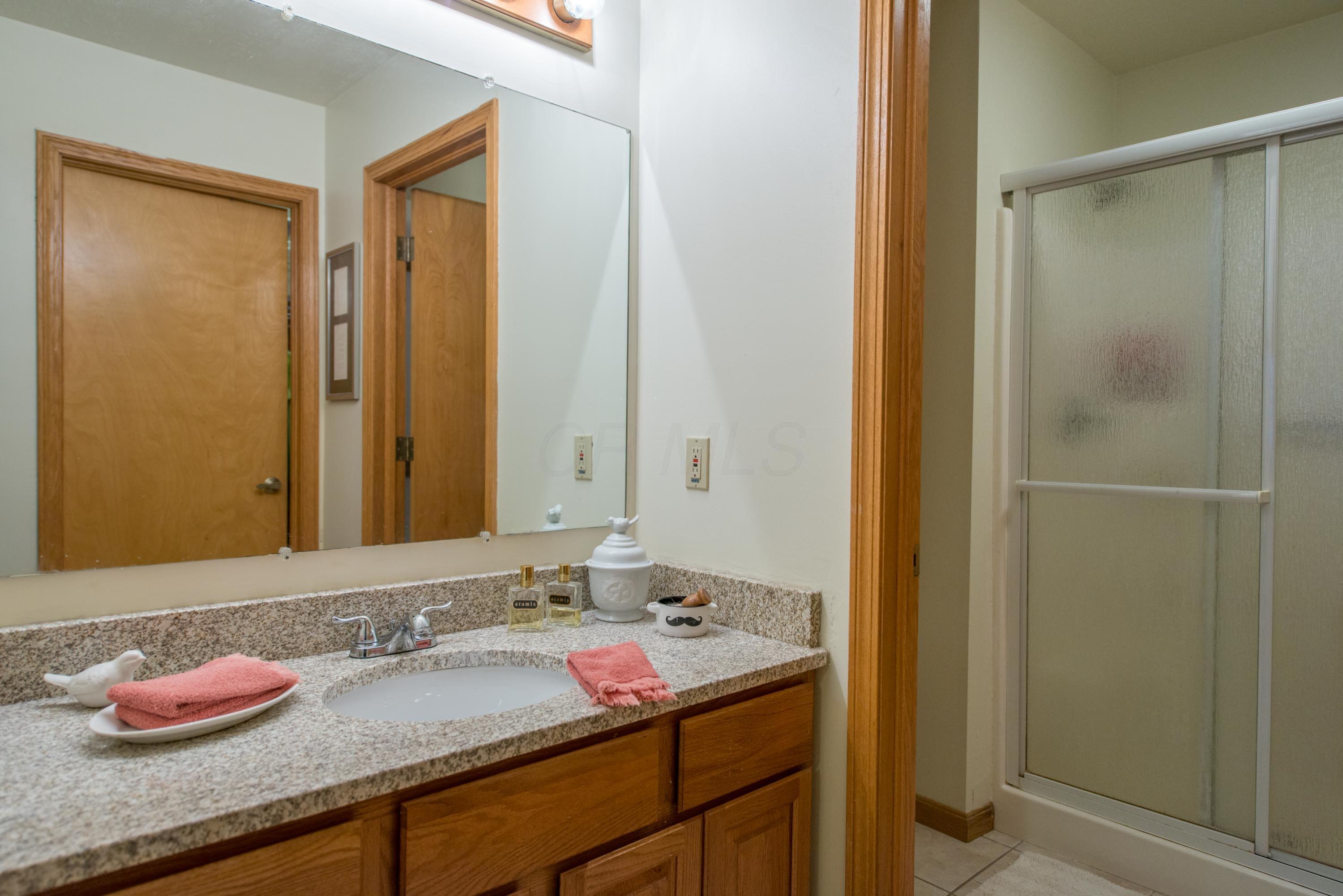7265 Davis Road Hilliard, OH 43026 - Photo 16 of 41 Gallery Image 16