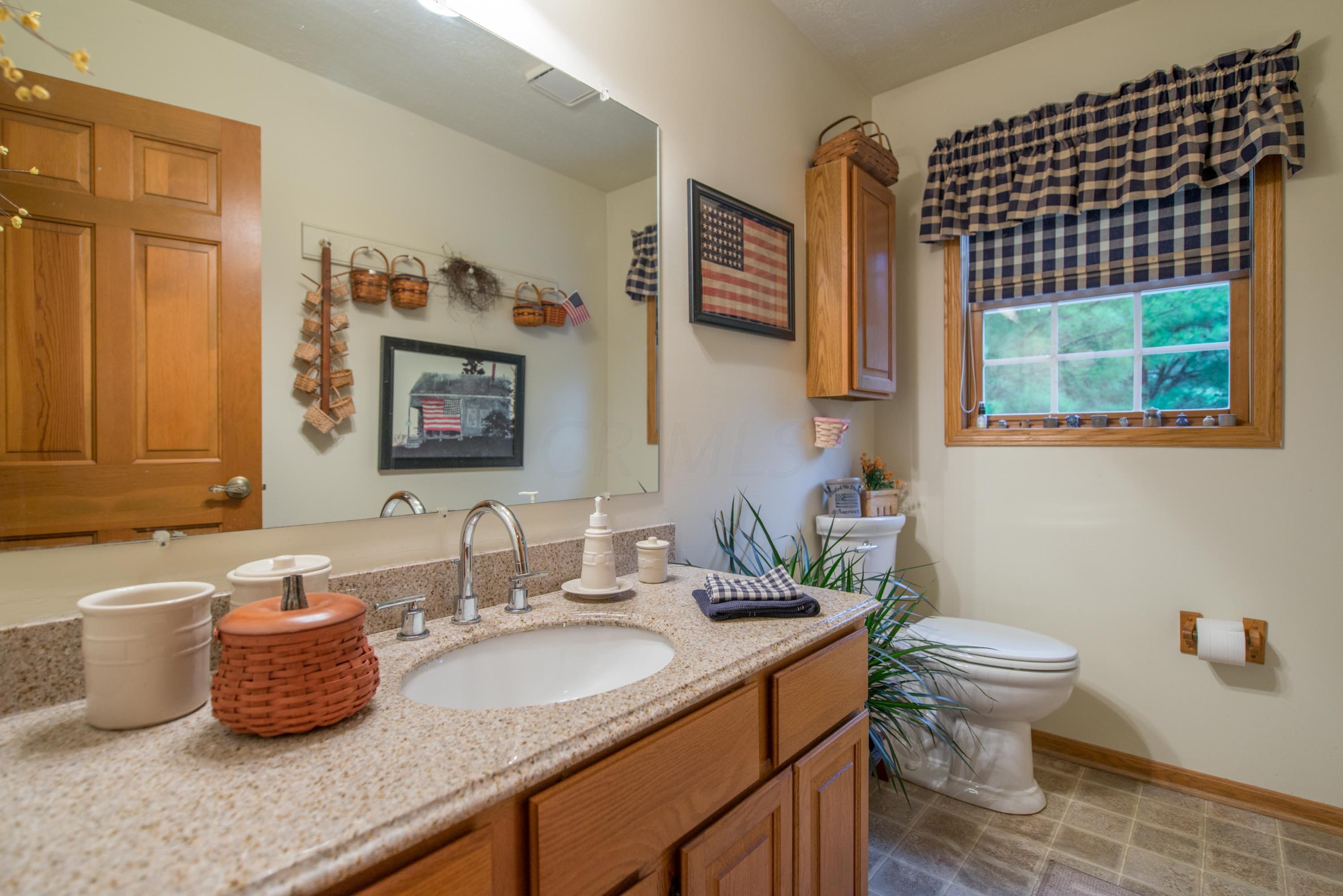 7265 Davis Road Hilliard, OH 43026 - Photo 23 of 41 Gallery Image 23