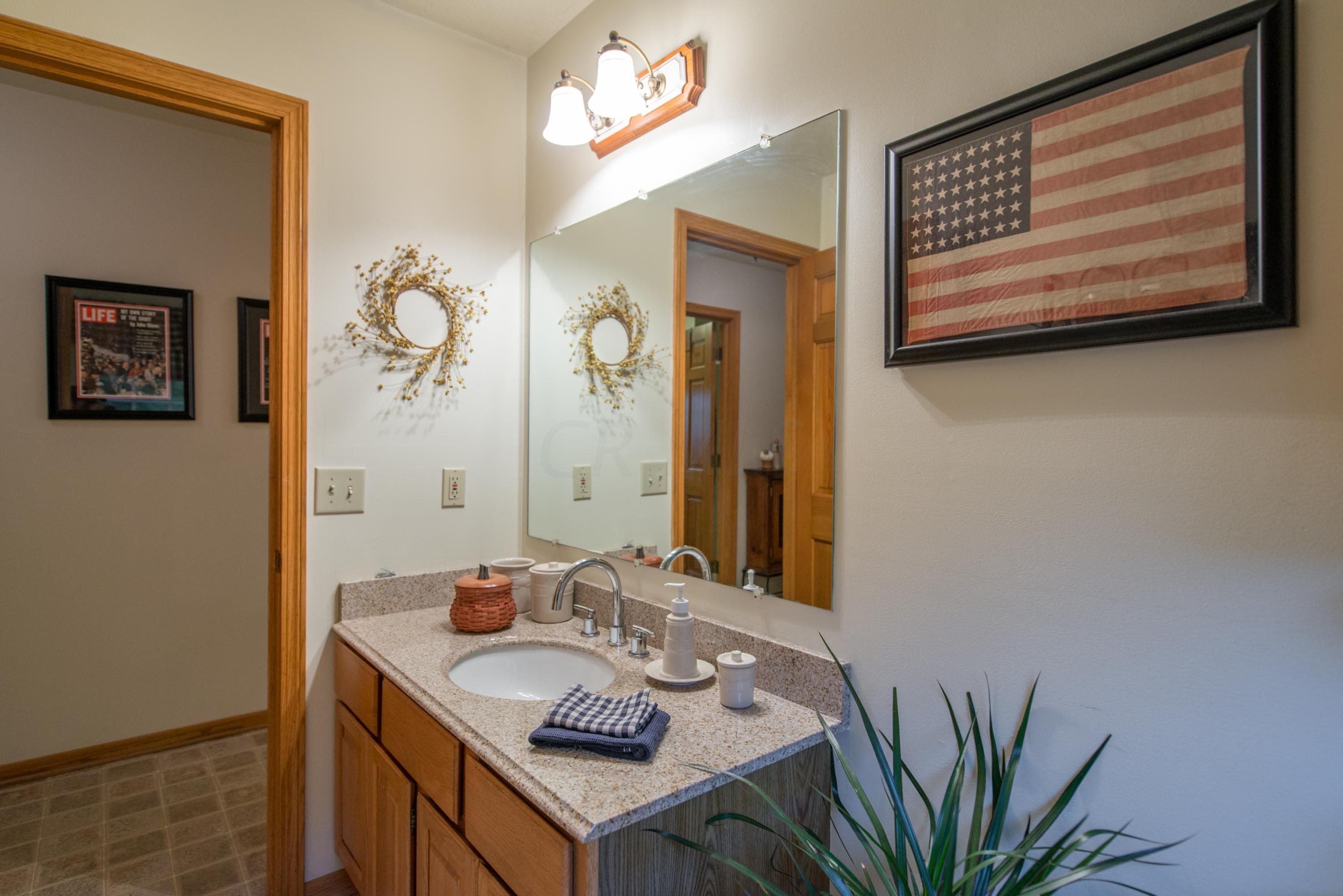 7265 Davis Road Hilliard, OH 43026 - Photo 24 of 41 Gallery Image 24