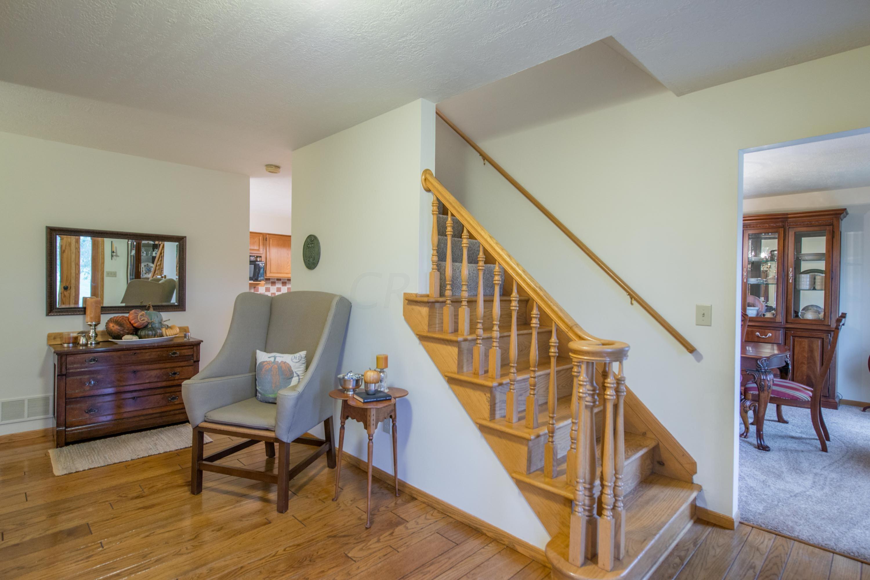 7265 Davis Road Hilliard, OH 43026 - Photo 3 of 41 Gallery Image 3