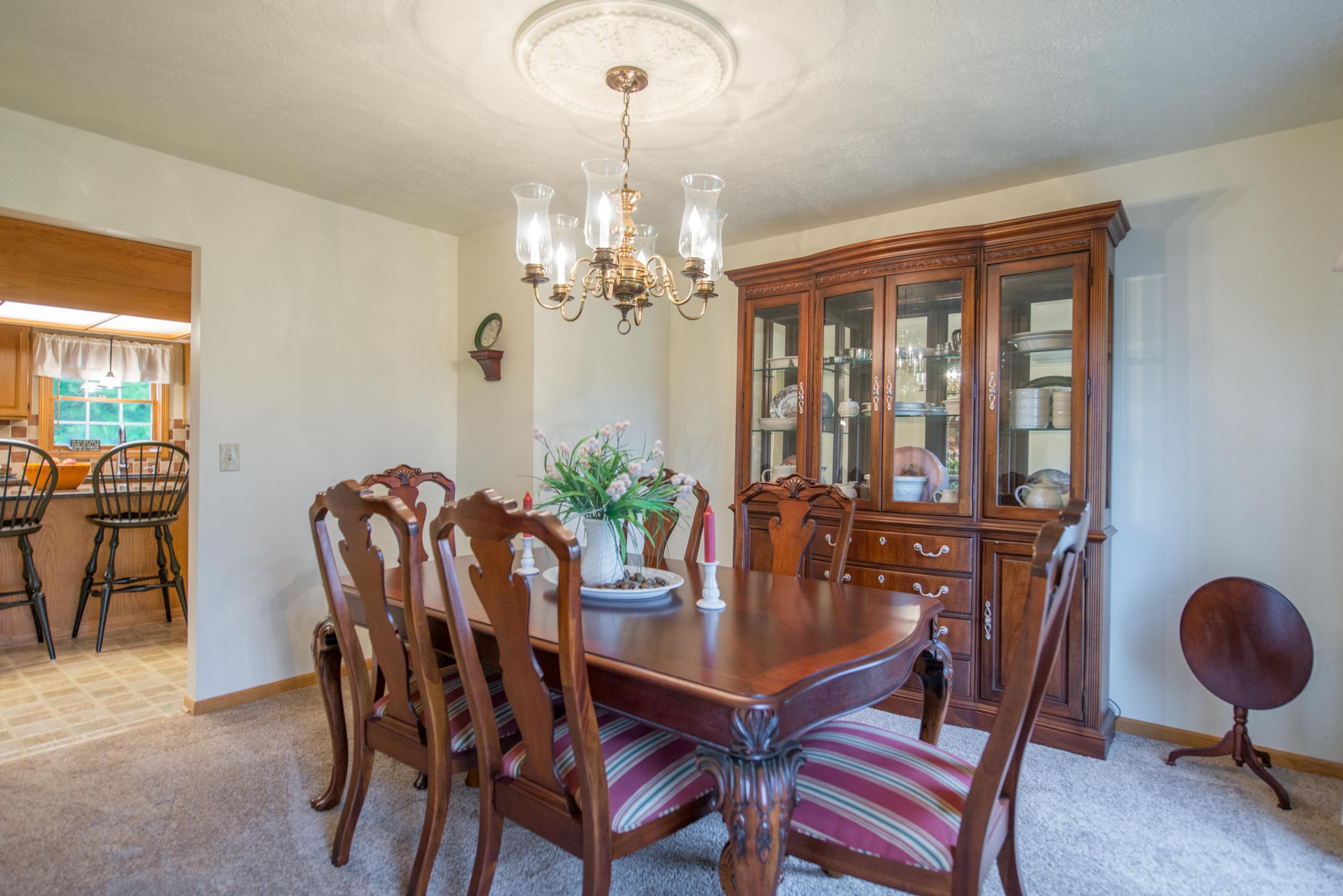 7265 Davis Road Hilliard, OH 43026 - Photo 10 of 41 Gallery Image 10